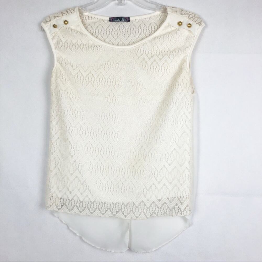 Ohh la la Cream Lace Top Size Small Cap Sleeve Split Back